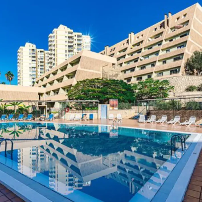 apartamentosplayaazul